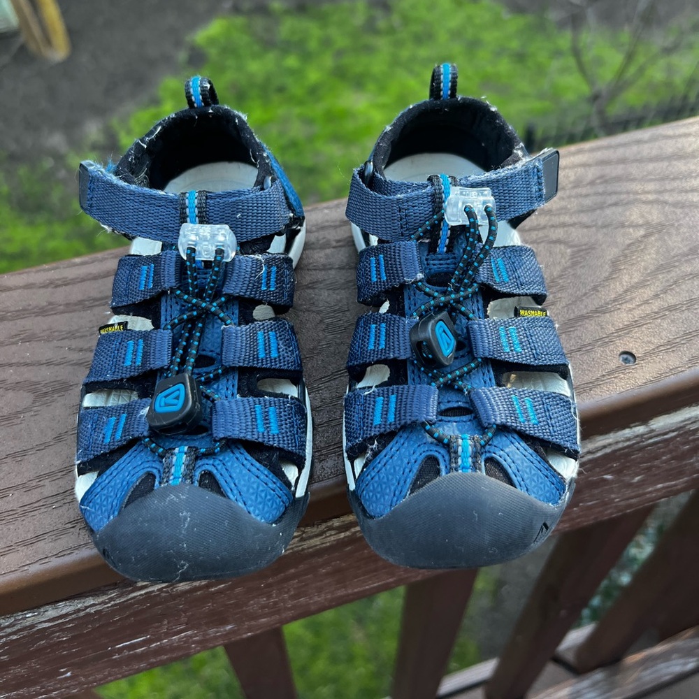 Little Kids' Newport Neo H2 Sandal in Blue Nights/Brilliant Blue Size 8